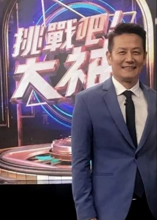 利哥探花极度诱惑身材够嫩水这么多 - 中文阿薇